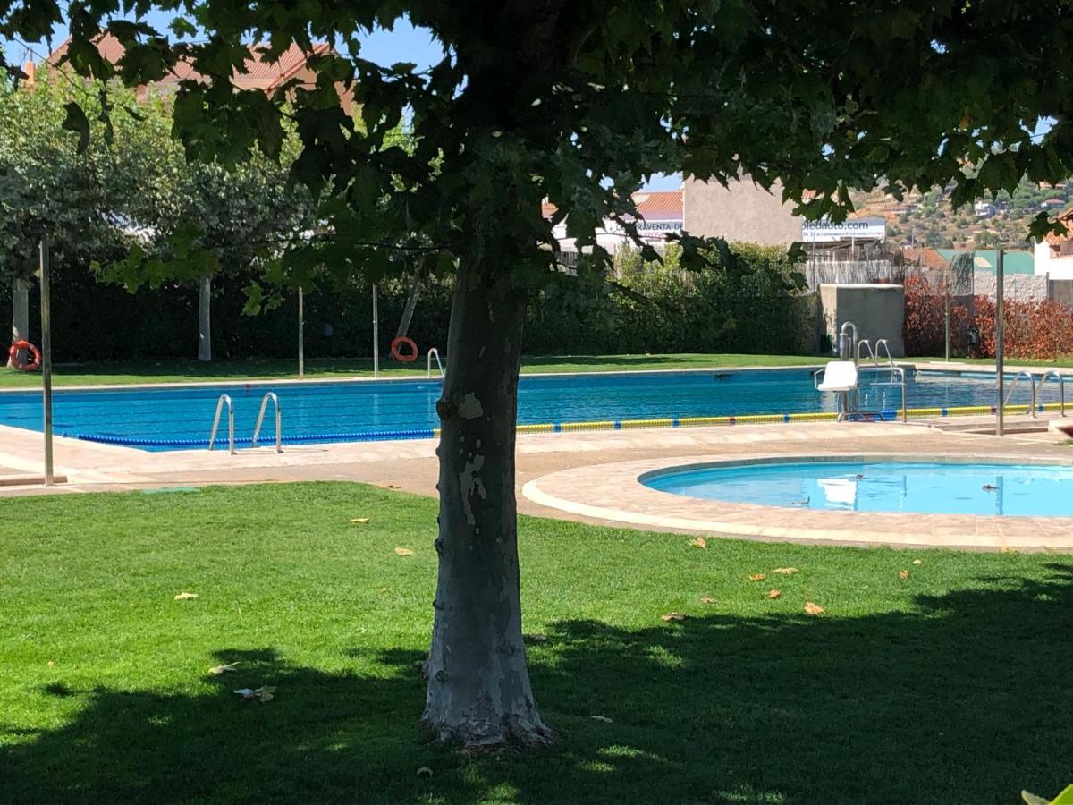Casa Rural Los Olivos De Robledo De Chavela La Estacion エクステリア 写真