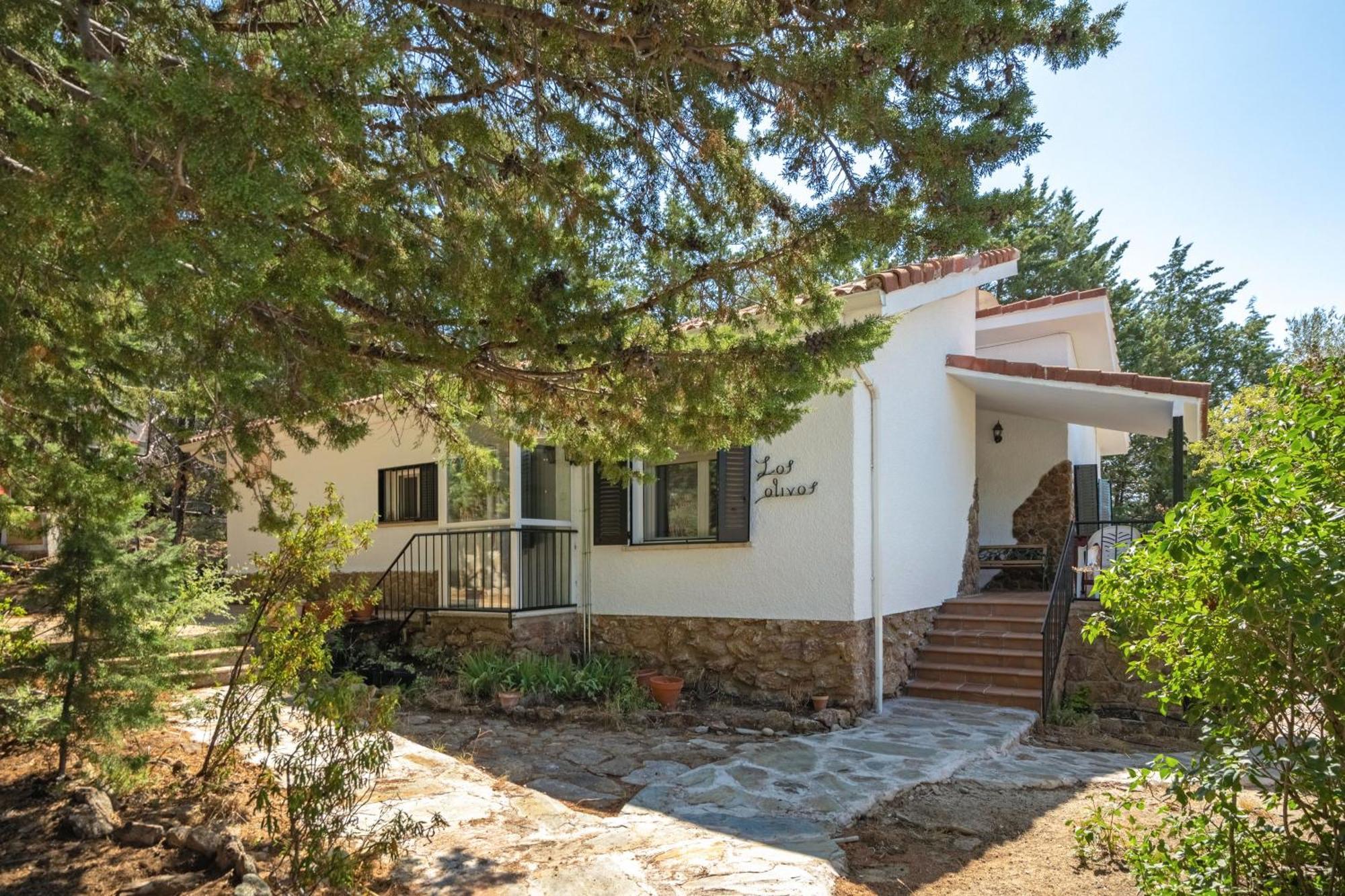 Casa Rural Los Olivos De Robledo De Chavela La Estacion エクステリア 写真
